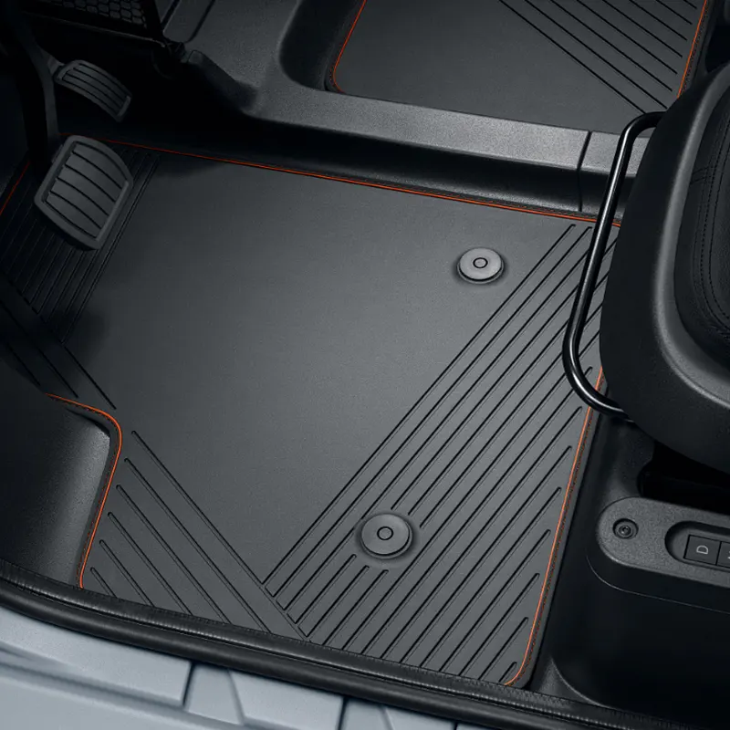 Mitkä auton lisävarusteet todella parantavat päivittäistä ajoani?